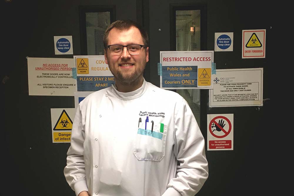 Feature image for STP Trainees helping in the fight against COVID-19