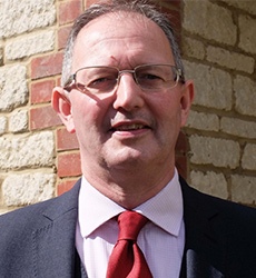 Photo of Professor Andrew Nisbet